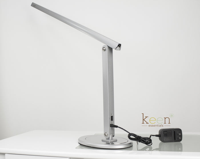 Keen Essentials Lumilight Daylight Lamp w/ USB Interface